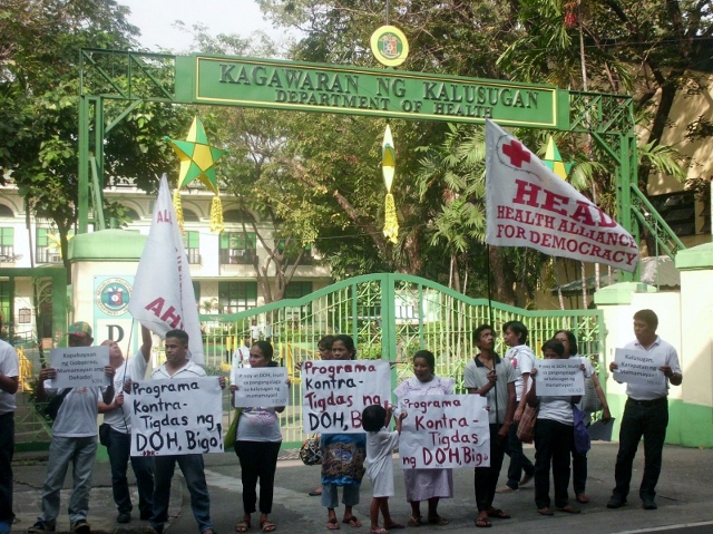 KBK in a protest action in front of DOH (Photo from CHD)