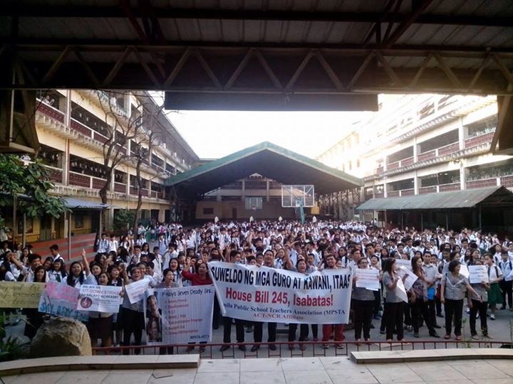 At F.G. Calderon Integrated High School in Manila (Photo courtesy of ACT-Manila/ Bulatlat.com)