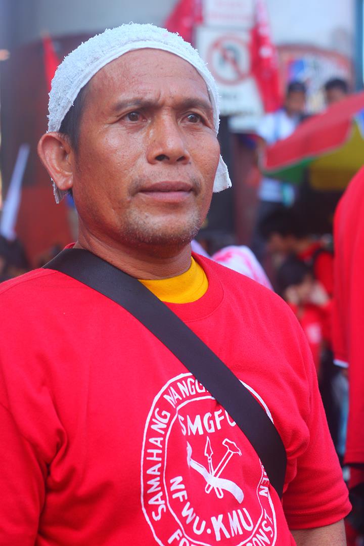 Emilio Encepto only wants regular work and decent pay to be able to feed his family. (Photo by Ronalyn V. Olea/ Bulatlat)