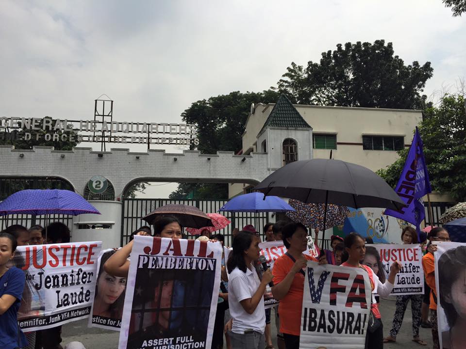 oct1116-protest-camp-agi-3