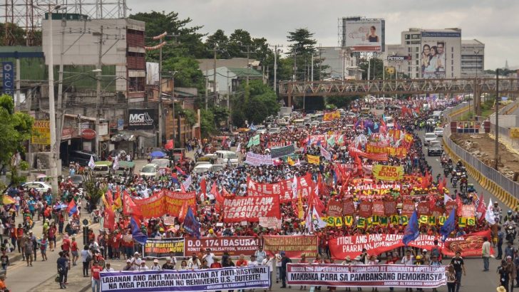 People’s SONA 2017 | Thousands of protesters show discontent as they face Duterte
