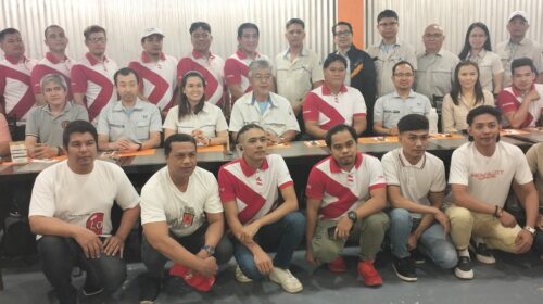 Technol Eight workers