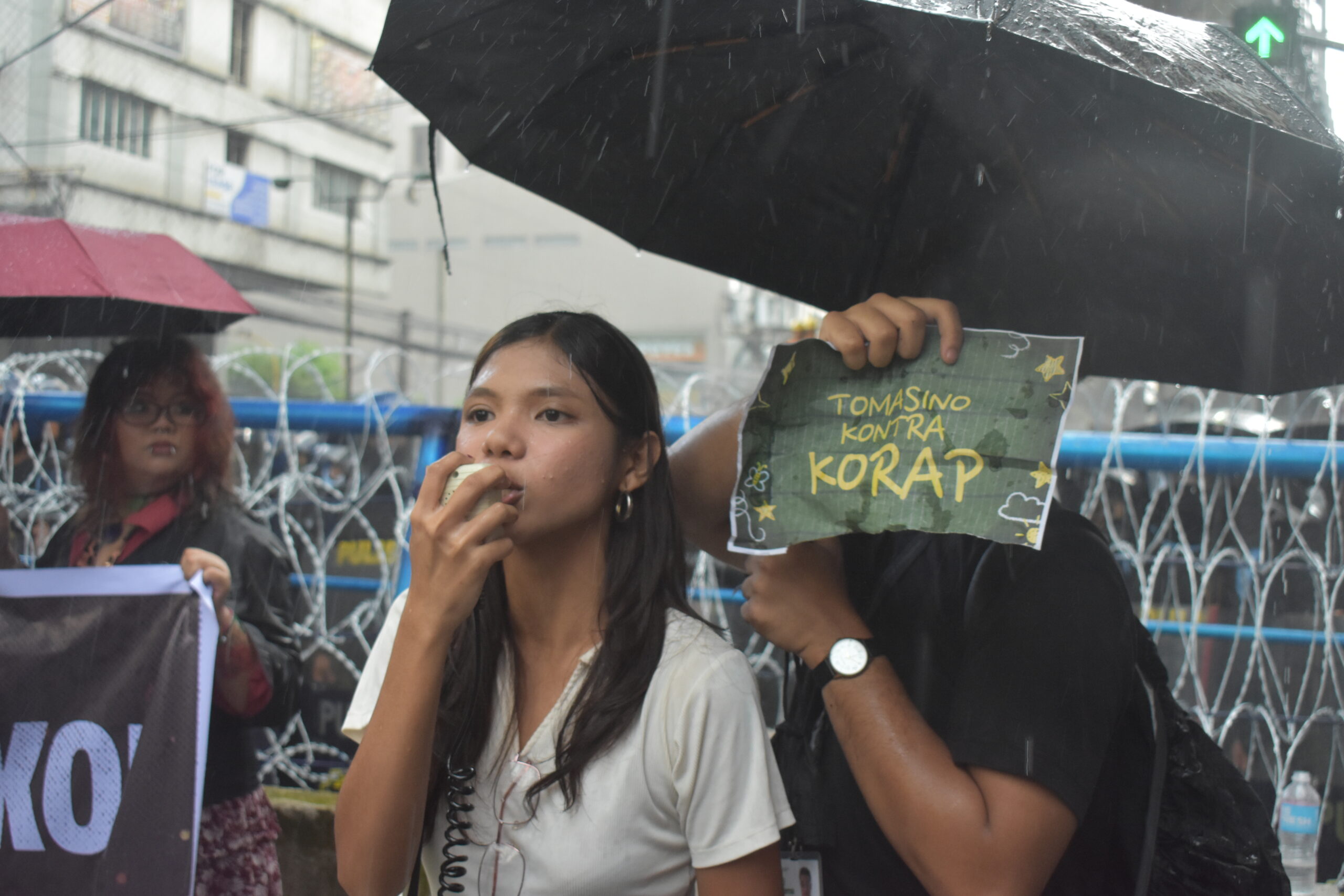 Youth demand to end corruption, repression on National Students Day