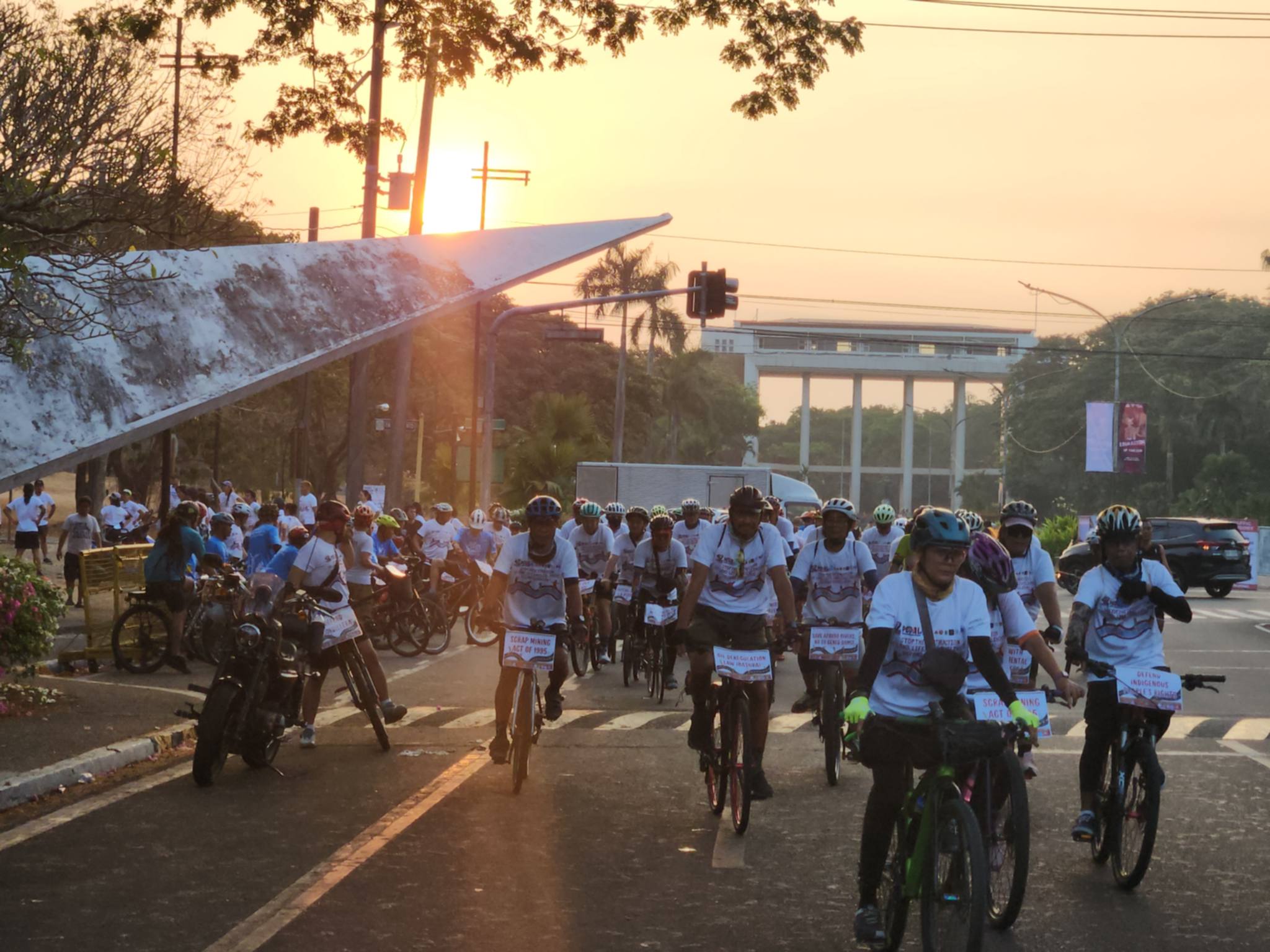 Solidarity ride, run call for an end to destructive projects
