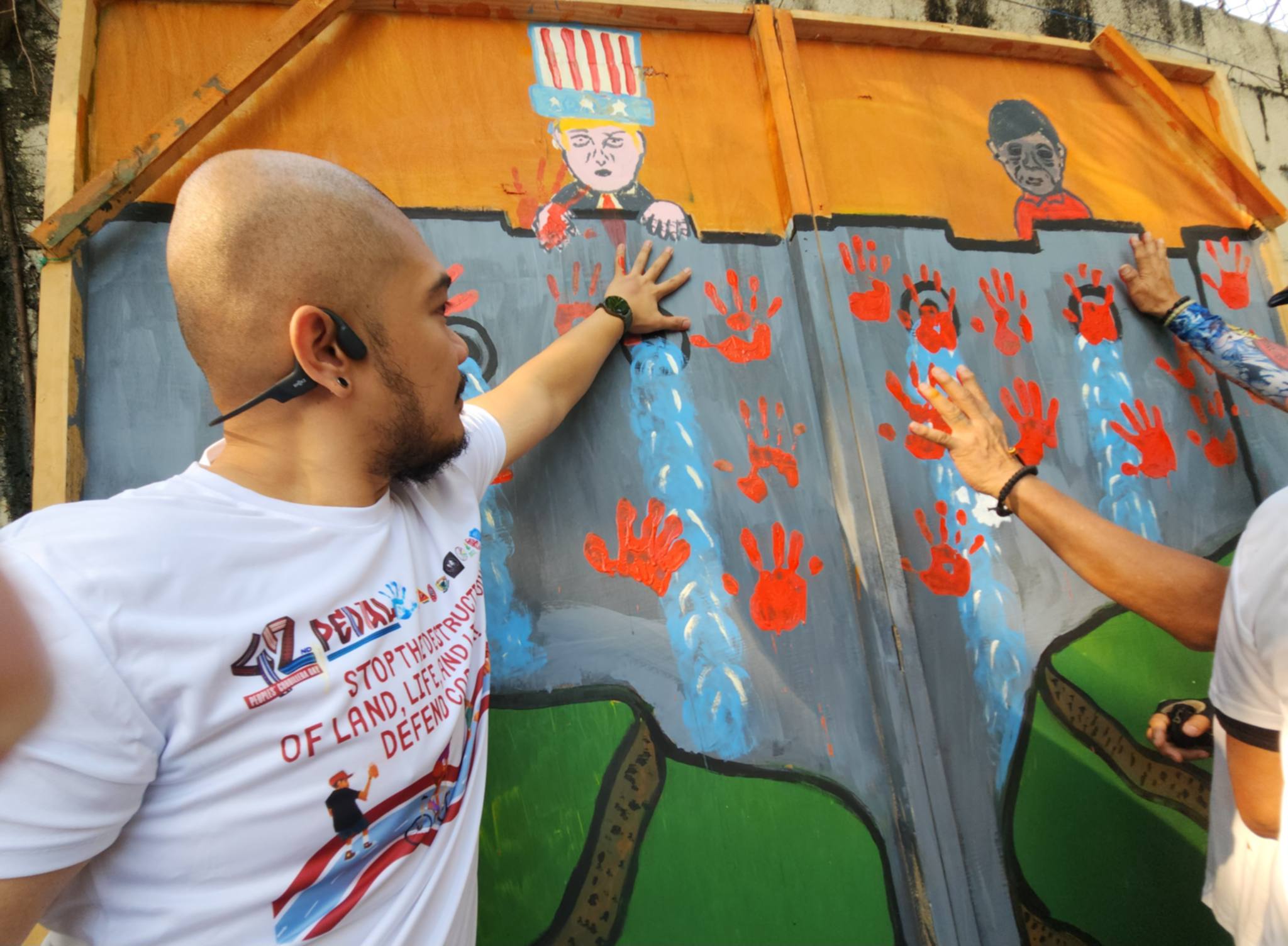 Solidarity ride, run call for an end to destructive projects