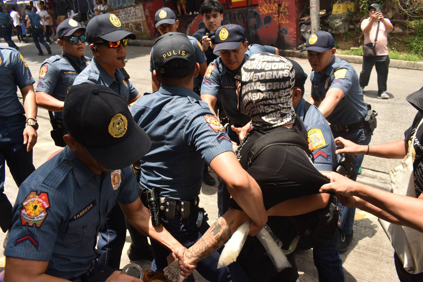 20260727_Cruz_Sona arrest 01
